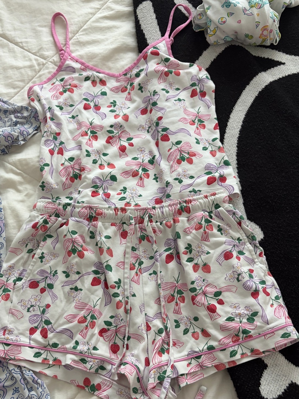 Roller Rabbit Girls White Strawberry-Print Pajama Shorts Set
